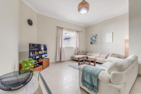 Waves - Spacious 1BR with Balcony & Cozy Interiors in JVC